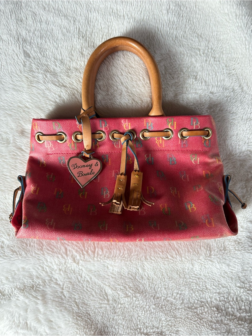 Dooney & Bourke Pink Y2K Logo-Print Bag with Tan Trim👜🩷